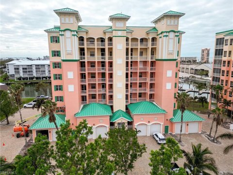 Palm Harbor Club Real Estate