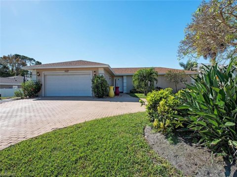 Palm River Naples Florida Homes for Sale