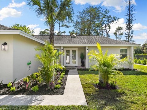 Palm River Naples Florida Homes for Sale