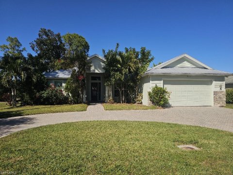Paradise Woods Bonita Springs Florida Homes for Sale