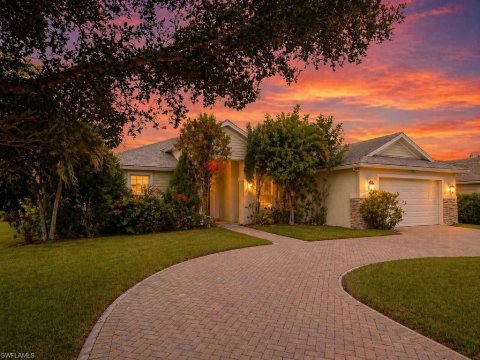 Paradise Woods Bonita Springs Real Estate