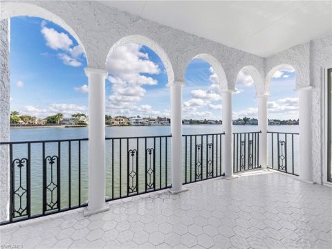 Park Shore Naples Florida Condos for Sale