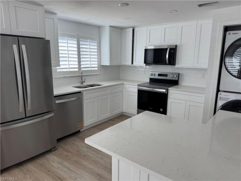 Park Shore Naples Florida Condos for Sale