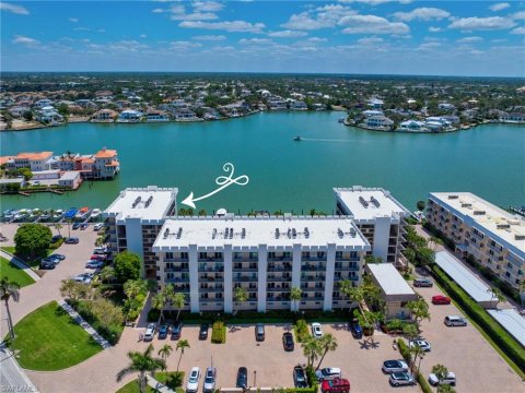 Park Shore Naples Florida Condos for Sale
