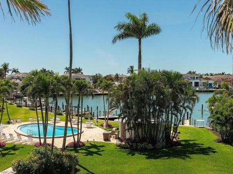 Park Shore Naples Florida Condos for Sale