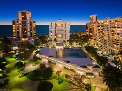 Park Shore Naples Florida Condos for Sale