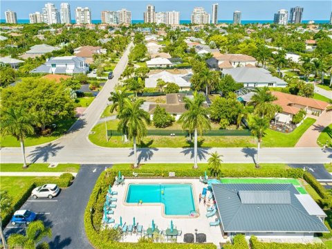 Park Shore Naples Florida Homes