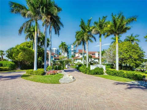 Park Shore Naples Florida Real Estate
