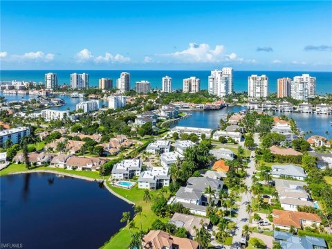Park Shore Naples Real Estate