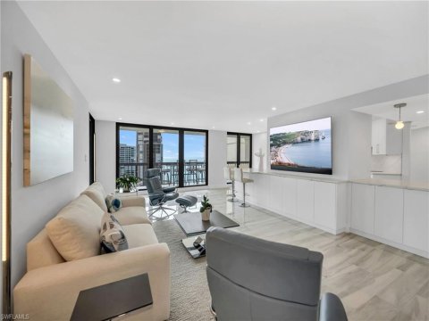 Park Shore Naples Real Estate