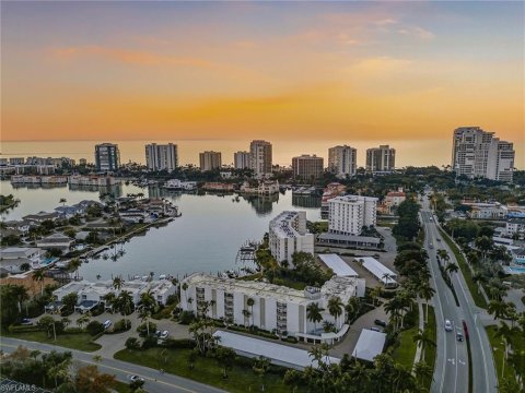Park Shore Naples Real Estate