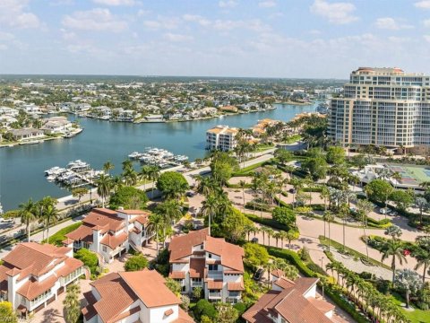Park Shore Naples Real Estate