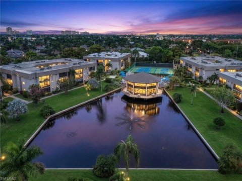 Park Shore Naples Real Estate