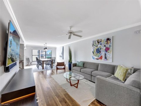 Park Shore Real Estate