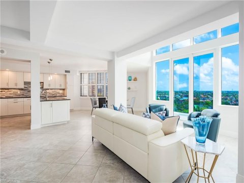 Park Shore Real Estate