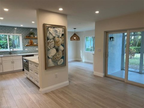 Park Shore Real Estate