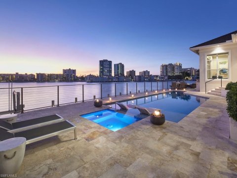 Park Shore Real Estate