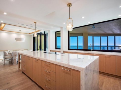 Park Shore Real Estate