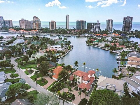 Park Shore Real Estate