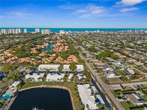 Pavilion Club Naples Real Estate
