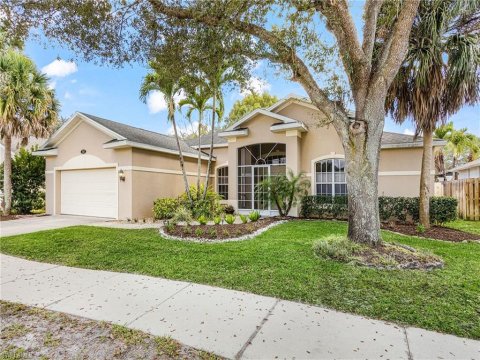 Pebblebrooke Lakes Naples Florida Homes for Sale