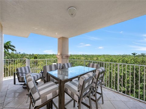 Pelican Bay Naples Florida Condos for Sale