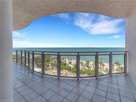 Pelican Bay Naples Florida Condos for Sale