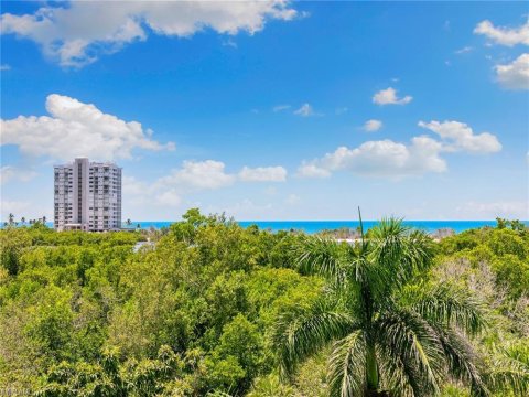 Pelican Bay Naples Florida Condos for Sale