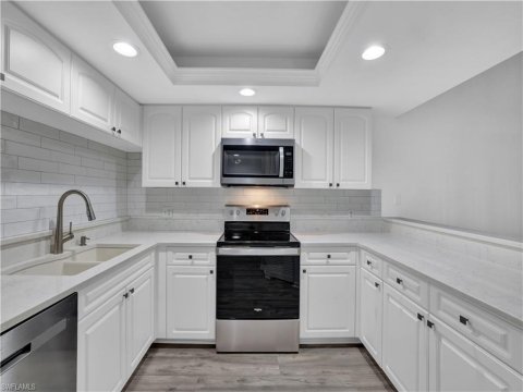 Pelican Bay Naples Florida Condos for Sale