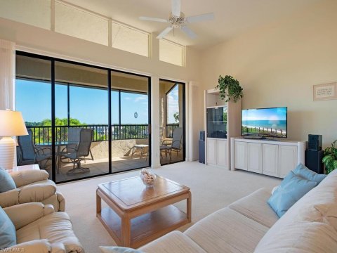 Pelican Bay Naples Florida Condos for Sale