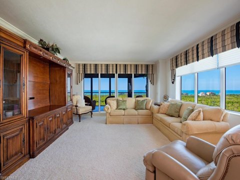 Pelican Bay Naples Florida Condos for Sale
