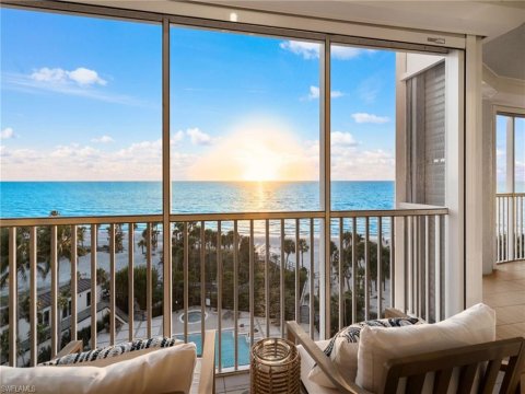 Pelican Bay Naples Florida Condos for Sale
