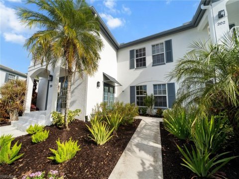Pelican Bay Naples Florida Condos for Sale