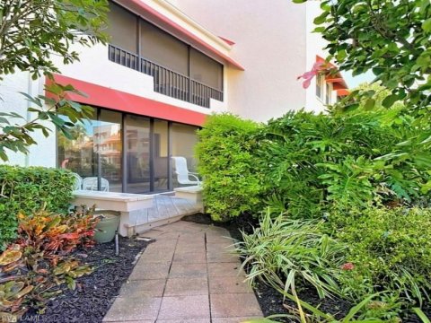 Pelican Bay Naples Florida Condos for Sale