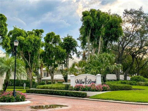 Pelican Bay Naples Florida Real Estate