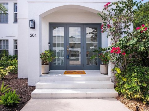 Pelican Bay Naples Florida Real Estate