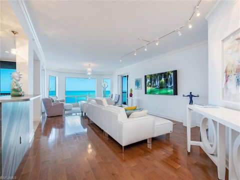Pelican Bay Naples Florida Real Estate