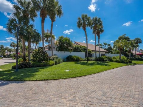 Pelican Bay Naples Florida Real Estate