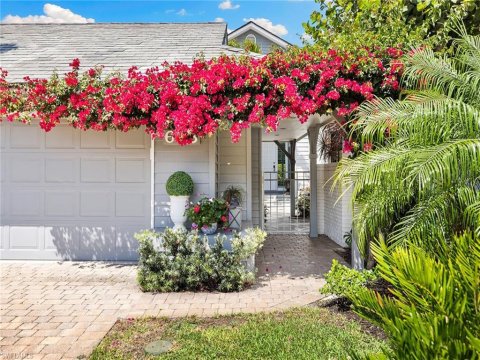 Pelican Bay Naples Real Estate