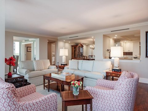 Pelican Bay Naples Real Estate