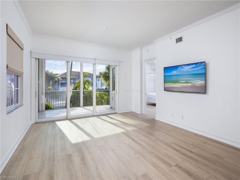 Pelican Bay Naples Real Estate