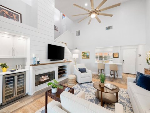 Pelican Bay Naples Real Estate