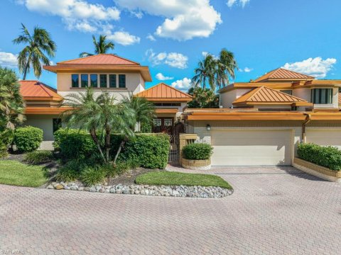 Pelican Bay Naples Real Estate