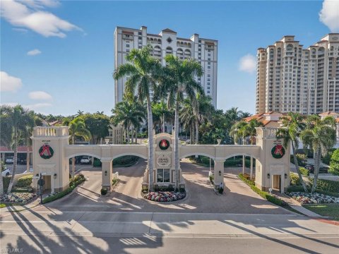 Pelican Bay Naples Real Estate