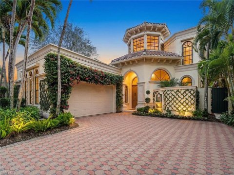 Pelican Bay Naples Real Estate