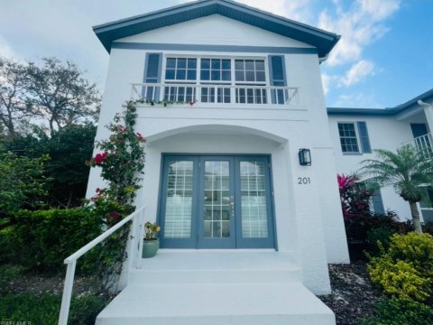 Pelican Bay Naples Real Estate