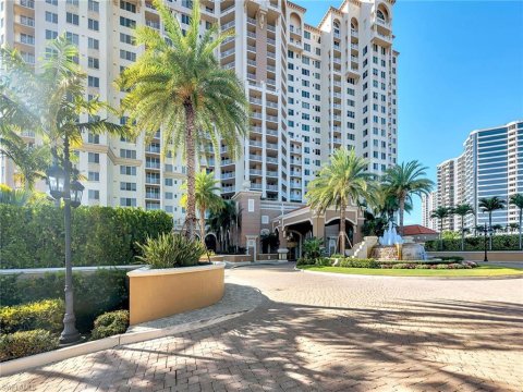 Pelican Bay Naples Real Estate