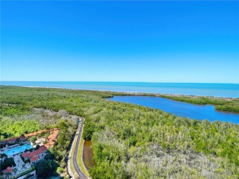 Pelican Bay Naples Real Estate