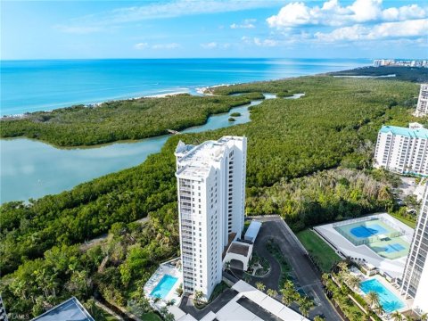 Pelican Bay Naples Real Estate