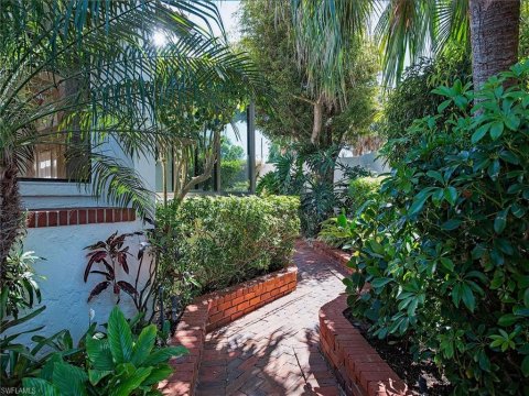 Pelican Bay Real Estate